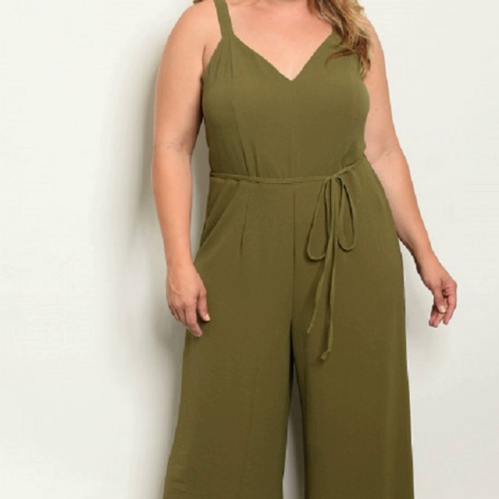 Stylish Plussize Jumpsuit in Green